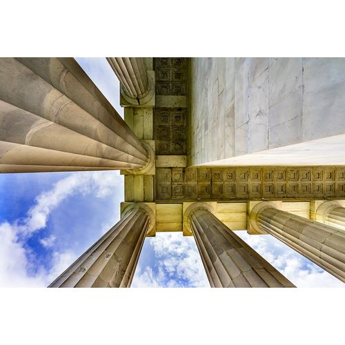 Perry, William 아티스트의 Tall white columns-Lincoln Memorial-Washington DC-Dedicated 1922작품입니다.